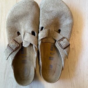 Birkenstock Boston Suede Clogs in Taupe 38